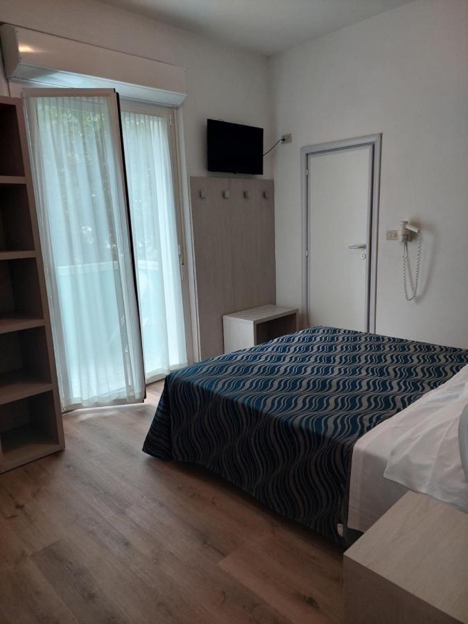 Costa Del Sole Only Room Μιλάνο Μαριτίμα Εξωτερικό φωτογραφία