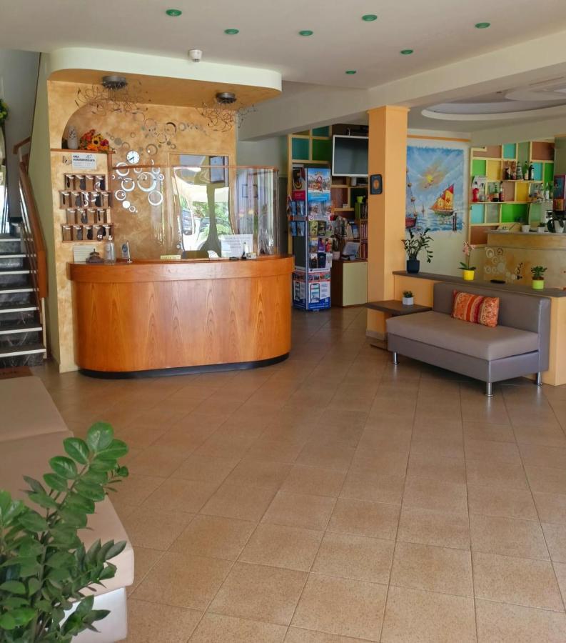 Costa Del Sole Only Room Μιλάνο Μαριτίμα Εξωτερικό φωτογραφία