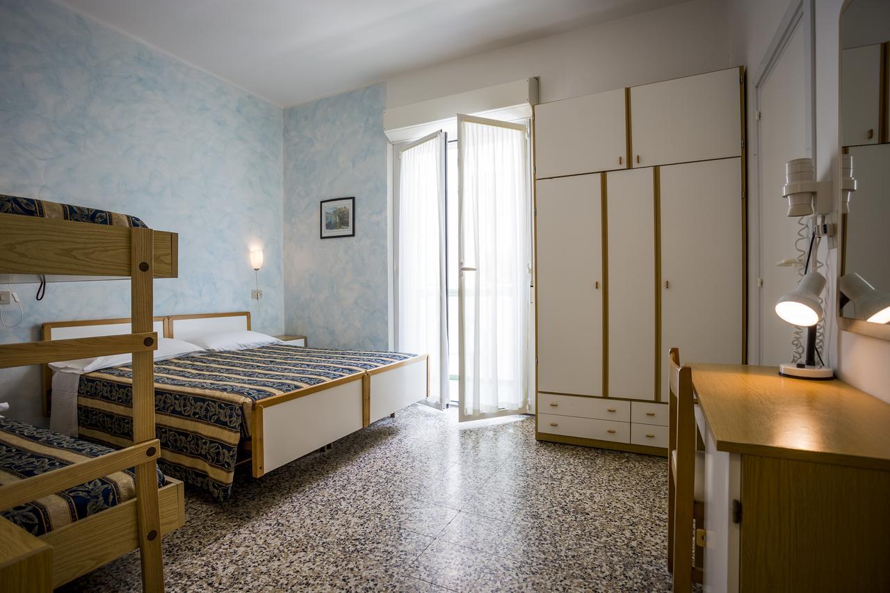 Costa Del Sole Only Room Μιλάνο Μαριτίμα Εξωτερικό φωτογραφία