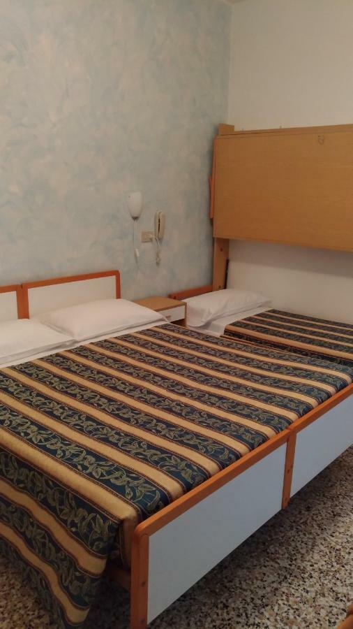 Costa Del Sole Only Room Μιλάνο Μαριτίμα Εξωτερικό φωτογραφία