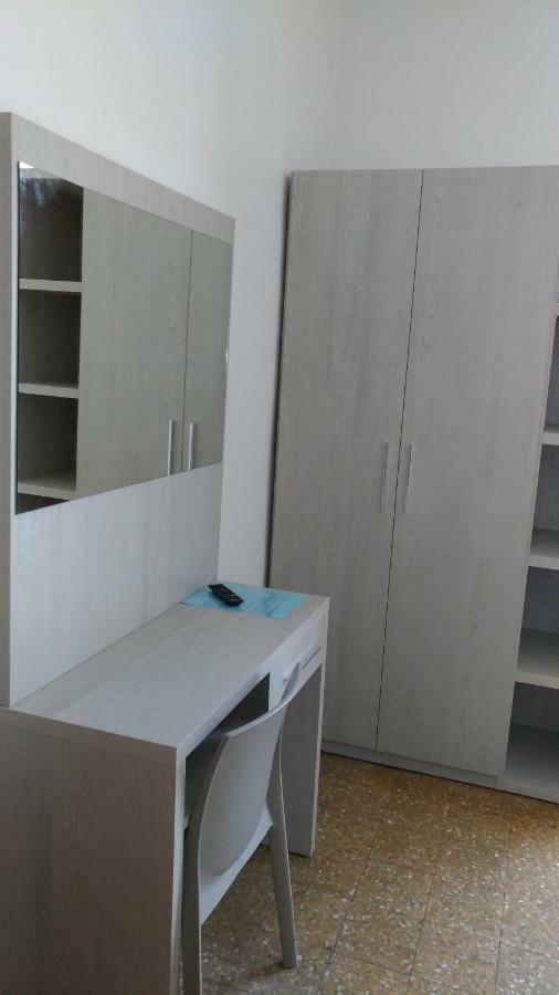 Costa Del Sole Only Room Μιλάνο Μαριτίμα Εξωτερικό φωτογραφία